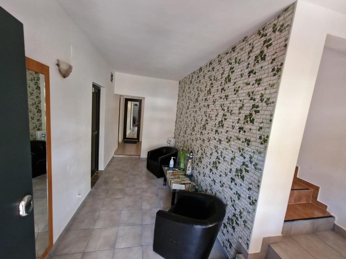 Dms Family House Vandrehjem Eforie Sud  Eksteriør billede